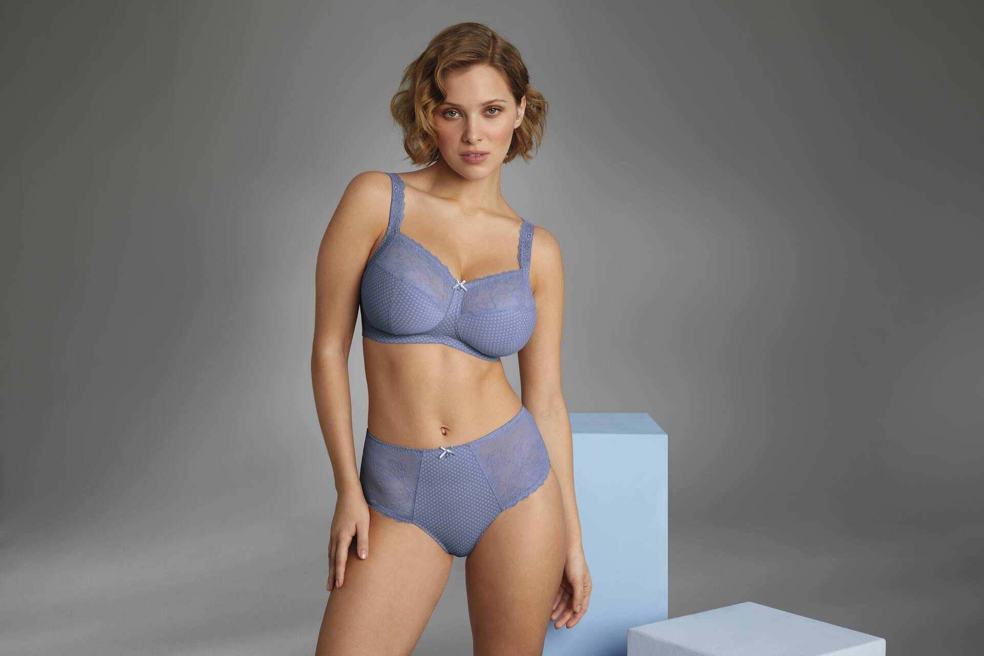 Reggiseno senza ferretto 5296 Eloise coppe C D E rosa blu