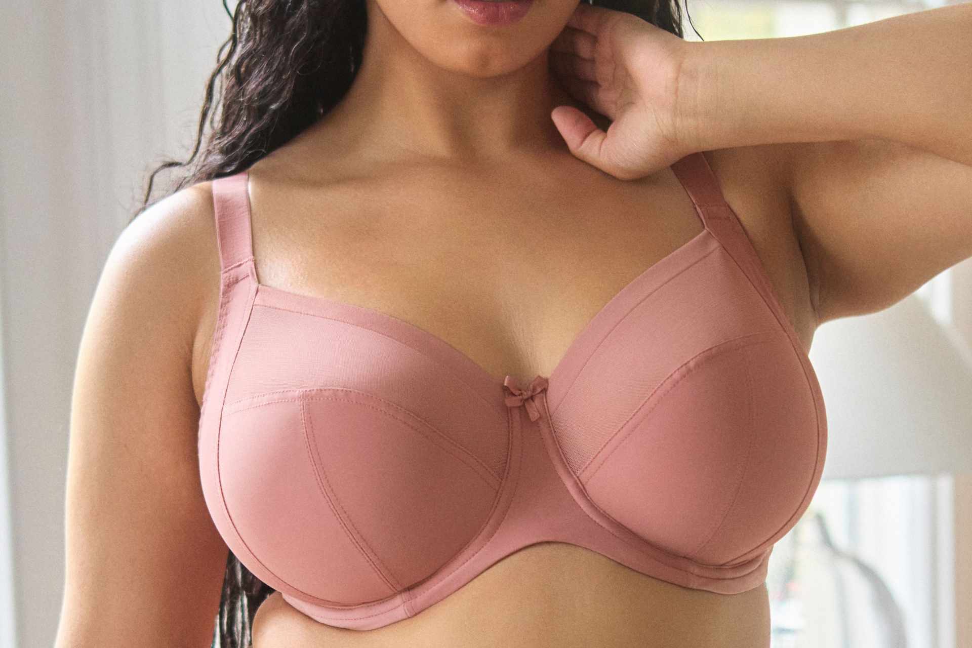 Reggiseno con ferro per seni grandi e molto grandi 10685C rosa 6/7